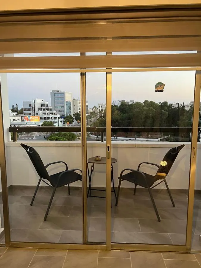 Joanna Court Rooms Larnaca Hostel